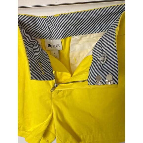 Stylus Cotton Shorts Lot of 2 Navy Blue Yellow Flat Front Size 6 Casual Colorful - Picture 8 of 11